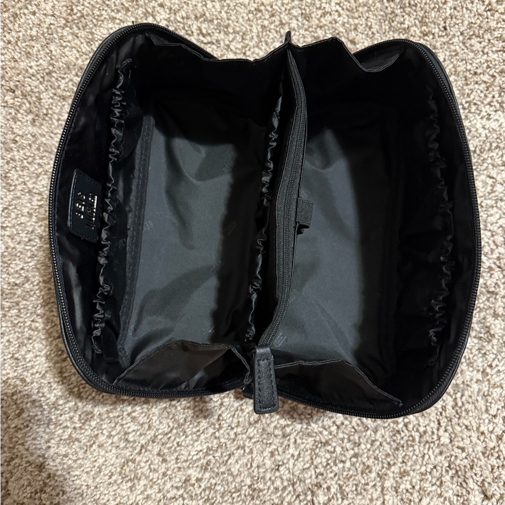 BEIS The Essential Toiletry Kit in Wicked Black